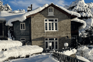 Deodar Manor